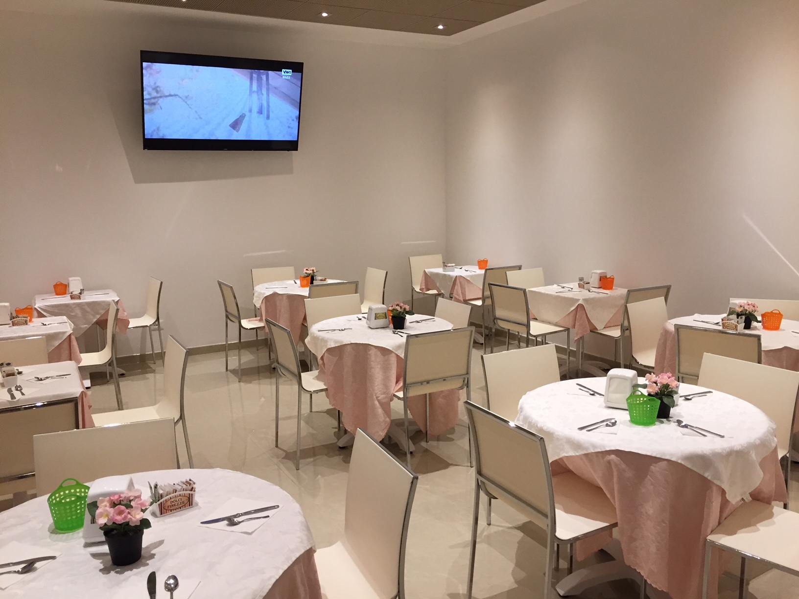 Breakfast room — atmosphere